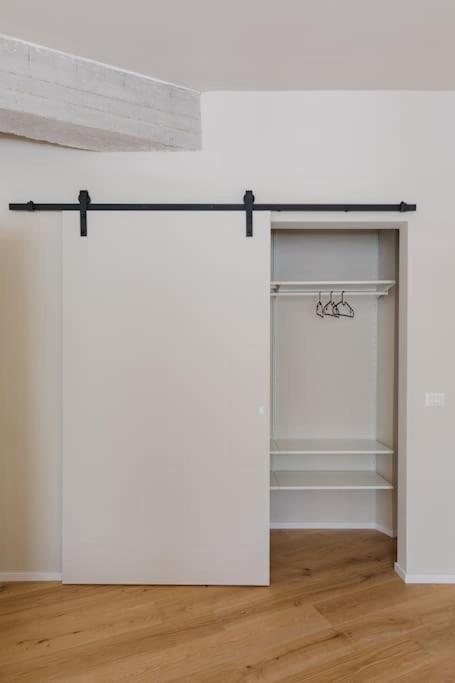 Modern Spacious On The Tevere Appartamento Roma
